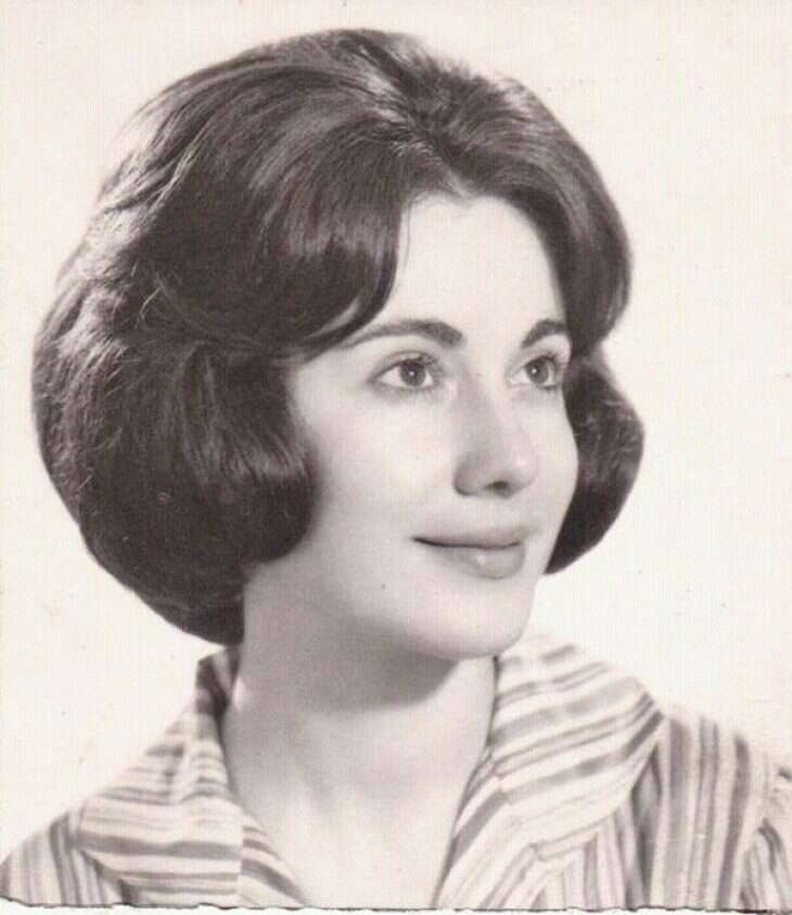 Έλλη Φωτίου: Ο γάμος της στα 17, ο έρωτας με τον Στέφανο Ληναίο, τα 60 χρόνια αγάπης και οι σπάνιες εμφανίσεις του ζευγαριού