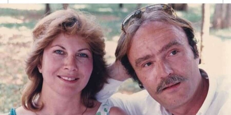 Ντίνος Καρύδης: Τα φτωχά παιδικά χρόνια, τα οικονομικά προβλήματα, η κόρη Σμαράγδα και τα συγκινητικά λόγια για εκείνη