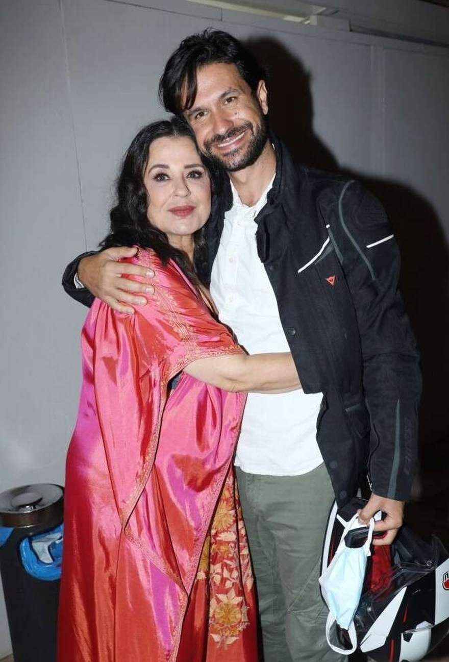 Μαρία Τζομπανάκη:Τα καλλιστεία, ο γάμος σε μεγάλη ηλικία, η άγνωστη ζωή στη Νέα Υόρκη και η σχέση με τον Ορφέα της