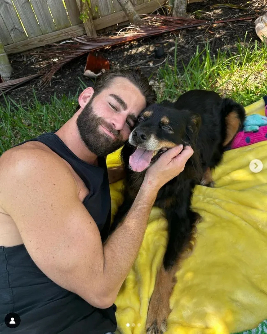 “Ο Κόσμος Χρειάζεται Τέτοιους Ανθρώπους”: Ένας Νεαρός Φρόντισε Την 89χρονη Γειτόνισσά Του Στις Τελευταίες Της Ημέρες!