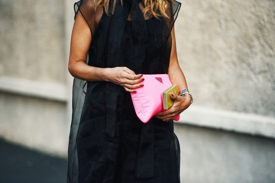 Το τέλειο χρώμα για κάθε ζώδιο: Αγκαλιάζοντας το χρώμα του ζωδιακού σας κύκλου