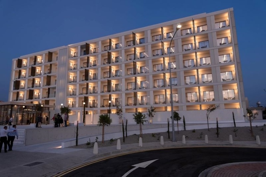 Στην Κύπρο έφτιαξαν φοιτητικές εστίες με 15 εκατ. ευρώ που θυμίζουν 5αστερο ξενοδοχείο