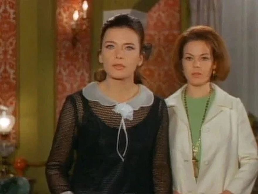 Μαρία Μπονέλου : Η “ζηλιάρα” του ελληνικού κινηματογράφου, η ανίατη ασθένεια, το άγνωστο παιδί και η θυελλώδης σχέση με τον Σωτήρη Μουστάκα