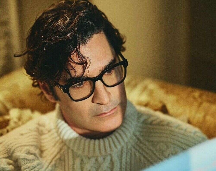 Χριστόφορος Παπακαλιάτης : Το διαζύγιο που τον στιγμάτισε, ο άγνωστος έρωτας με συμπρωταγωνίστρια και το ντεμπούτο του στο Netflix με το Maestro