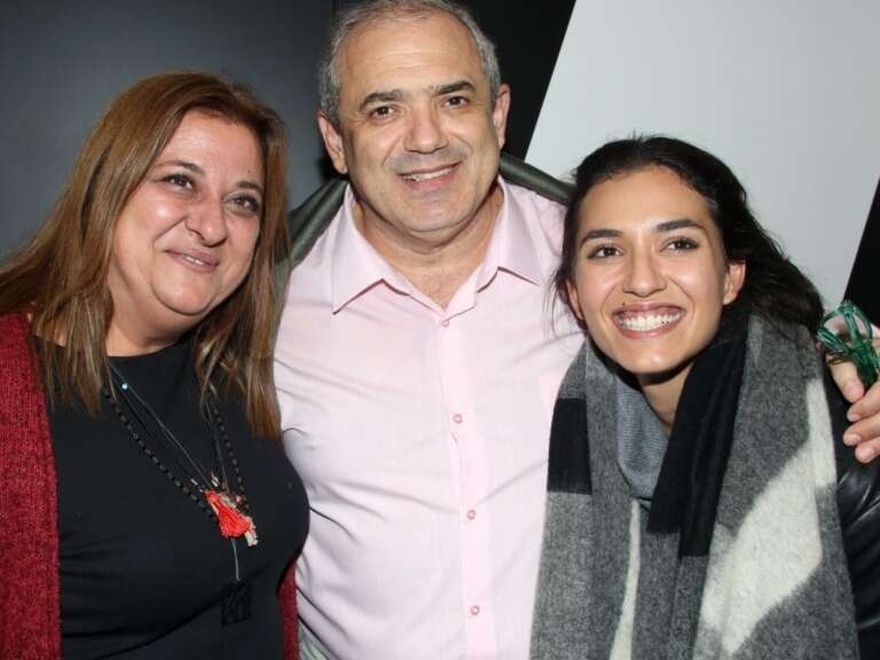 Ελισάβετ Κωνσταντινίδου: Το “Παρά Πέντε”, η απώλεια που δεν ξεπέρασε ποτέ και η κούκλα κόρη που πήρε το ταλέντο της