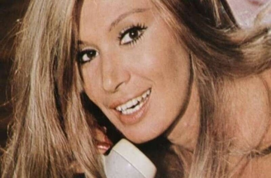 Ρίκα Διαλυνά: Η απώλεια που της στοίχισε, τα καλλιστεία, το “όχι” στον Μπράντο και η απομόνωση στην Κρήτη