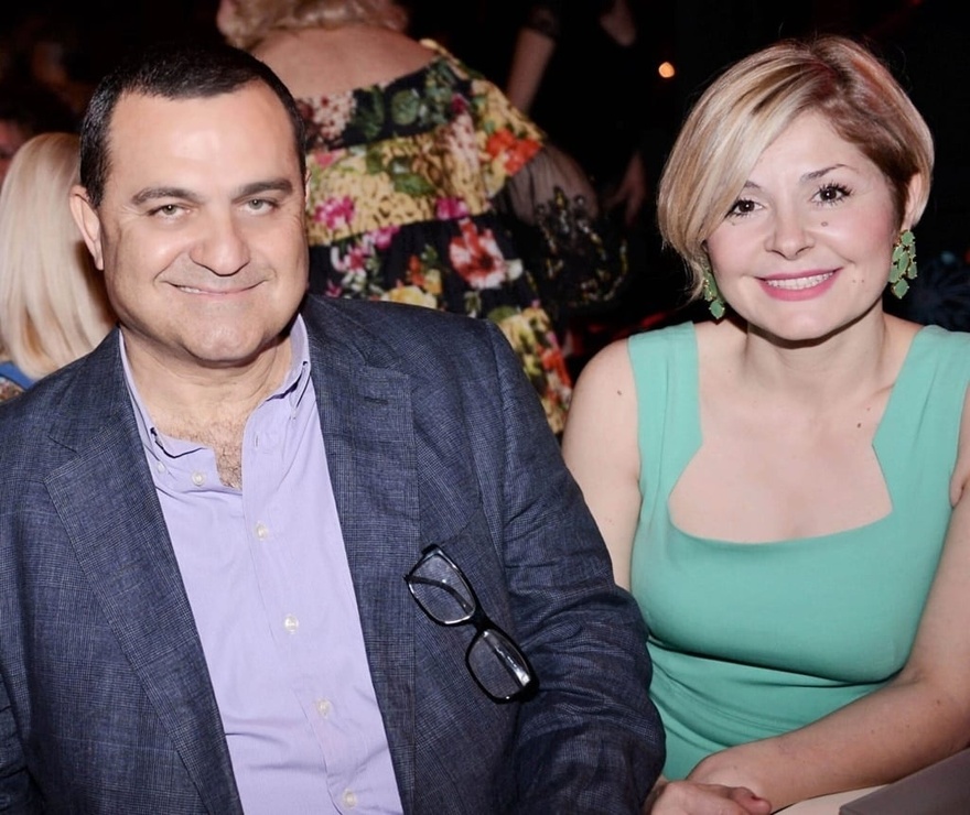 Παντρεύτηκε εφοπλιστή, έκοψε μαλλί, τα άλλαξε όλα: Αγνώριστη στα 45 της η «μοναδική αγάπη» του Μάνθου, Τζοάνα