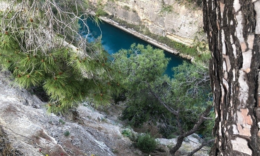 Ο τpαγικός χαμός του 14χρονου Βαγγέλη που έπεσε στο κενό από την Διώρυγα Κορίνθου