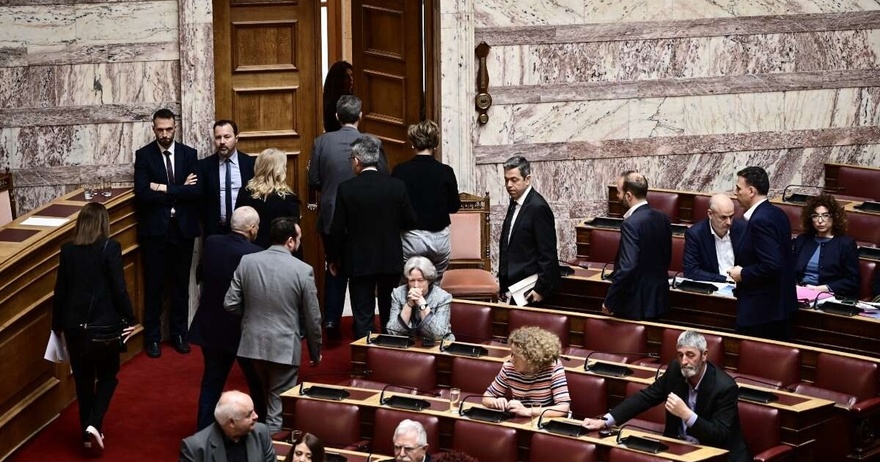 Ραγδαίες πολιτικές εξελίξεις! Νεα αποχώρηση βόμβα…