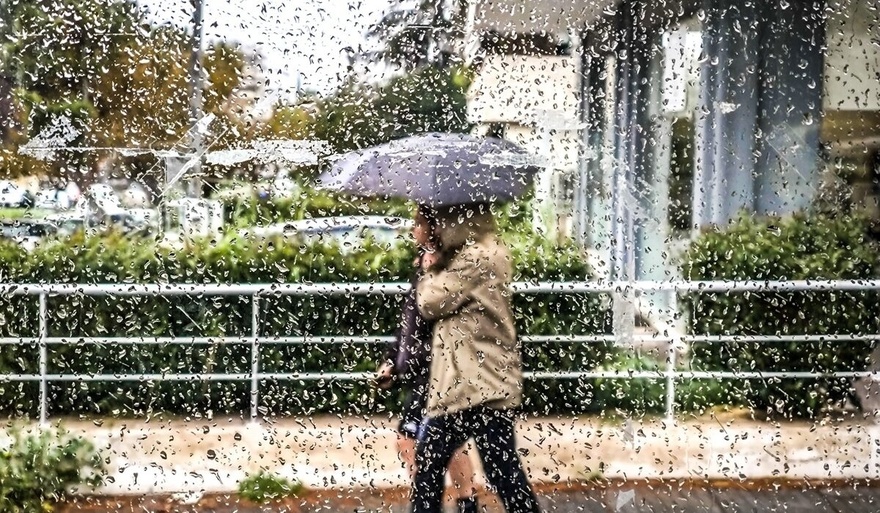 ΜΕΓΑΛΗ ΑΝΑΤΡΟΠΗ ΜΕ ΤΟΝ ΚΑΙΡΟ ΤΗΣ ΠΡΩΤΟΜΑΓΙΑΣ ΜΕΤΑ ΤΙΣ ΞΑΦΝΙΚΕΣ ΜΠΟΡΕΣ – ΣΥΝΕΧΙΖΕΤΑΙ Η «ΥΓΡΗ ΑΠΕΙΛΗ» ΣΤΗ ΧΩΡΑ