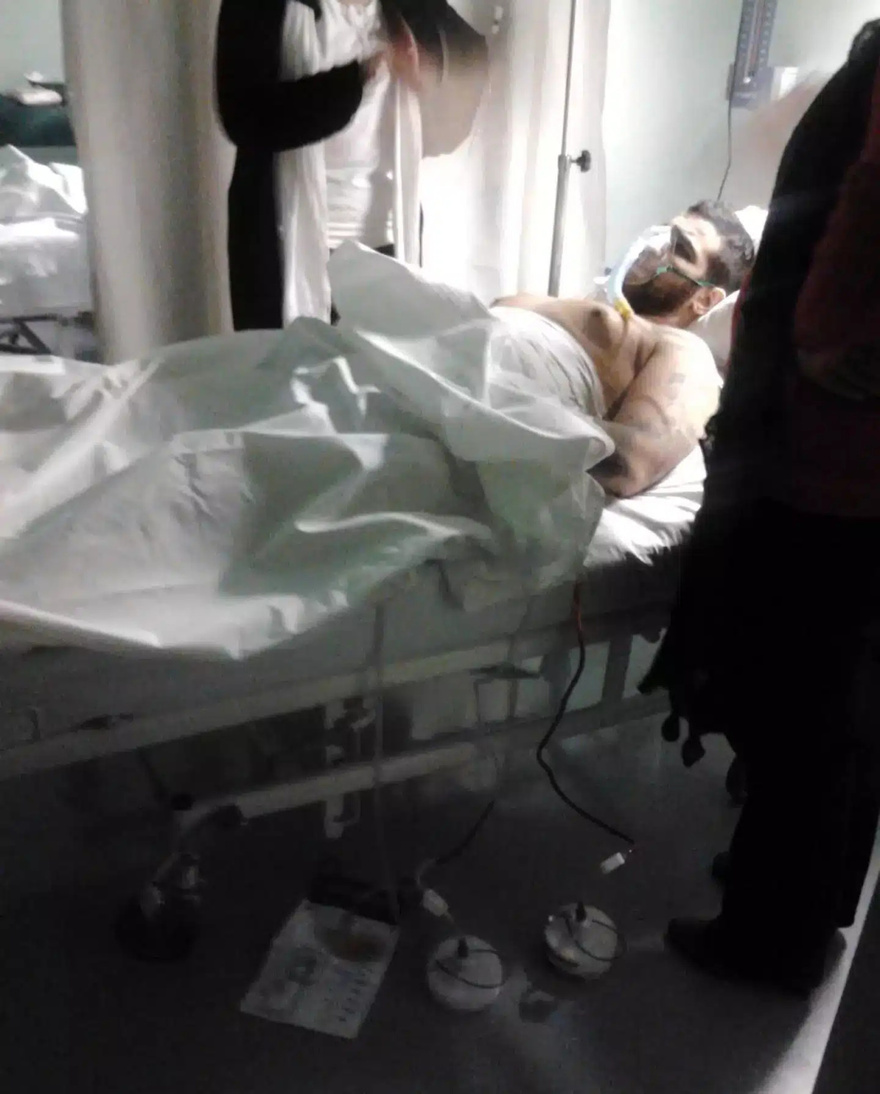 Ετεοκλής Παύλου: Συγκλονίζει με την ανάρτησή του για τη μητέρα του – Φωτογραφίες από την περίοδο που ήταν στο νοσοκομείο