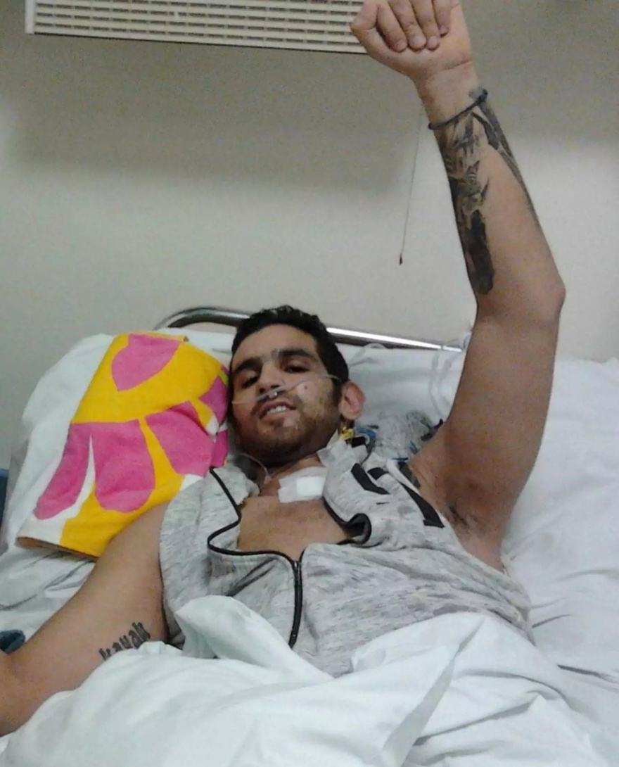 Ετεοκλής Παύλου: Συγκλονίζει με την ανάρτησή του για τη μητέρα του – Φωτογραφίες από την περίοδο που ήταν στο νοσοκομείο