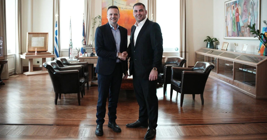 Η Mega Brokers δωρίζει 30 τηλεοράσεις στον ξενώνα φιλοξενίας κακοποιημένων γυναικών του Δήμου Αθηναίων