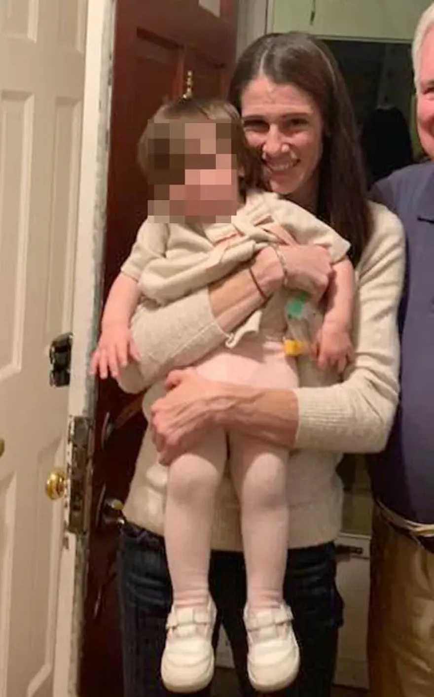 Οικογενειακή Τραγωδία: Έστησε καρτέρι στην νύφη της την ώρα που έβαζε την 4χρονη στο αυτοκίνητο και την…