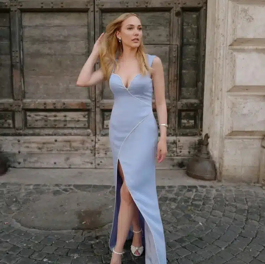 Είναι μαμά 2 κοριτσιών, της μοιάζουν απίστευτα: Έτσι είναι σήμερα η Χουρέμ, αγνώριστη αλλά παραμένει εντυπωσιακή μετά από 13 χρόνια