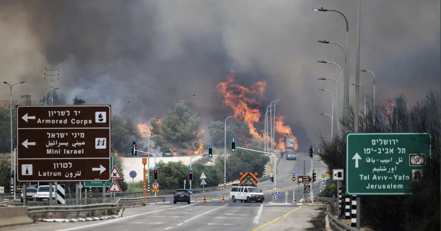 Κόλαση: Φλέγεται η πόλη, έκλεισαν δρόμοι, εκκενώθηκαν περιοχές