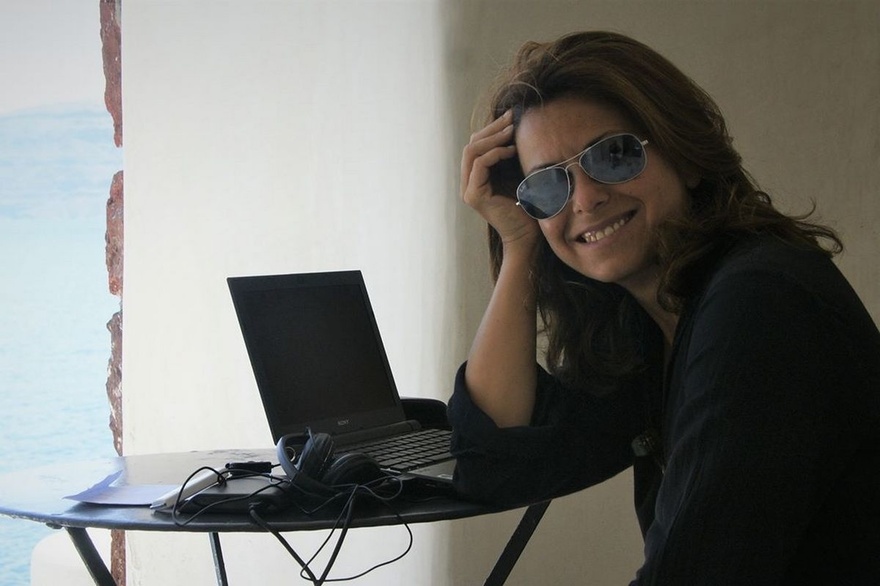 Μάγια Τσόκλη: Η θεία που παντρεύτηκε τον πατέρα της, η μάχη με τον καρκίνο και ο γιος που υιοθέτησε