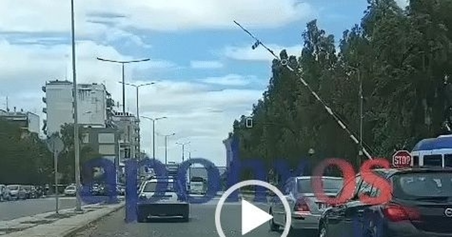 ΕΚΤΑΚΤΟ ΤΩΡΑ ΜΕ ΤΡΕΝΟ ΣΤΗ ΧΩΡΑ ΜΑΣ – ΤΕΛΕΥΤΑΙΑ ΣΤΙΓΜΗ ΠΑΤΗΣΑΝ ΧΕΙΡΟΦΡΕΝΟ ΟΙ ΟΔΗΓΟΙ