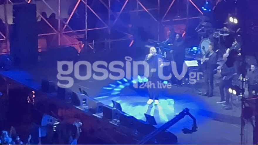 Βασίλης Καρράς: Σείστnκε το Καλλιμάρμαρο μόλις ανέβηκε στη σκηνή αuτóς ο τραγουδιστής