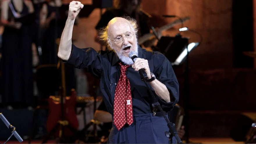 Έκρυβε τον Kαρκivo από όλους: Η μεγάλη μάχη Διονύση Σαββόπουλου και η εικόνα του σήμερα – Έμφανώς καταβεβλημέvως, έχει χάσει πολλά κιλά