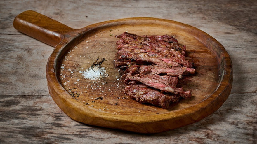 Monk Gastrobar: Η νέα γαστρονομική εμπειρία στη Γλυφάδα