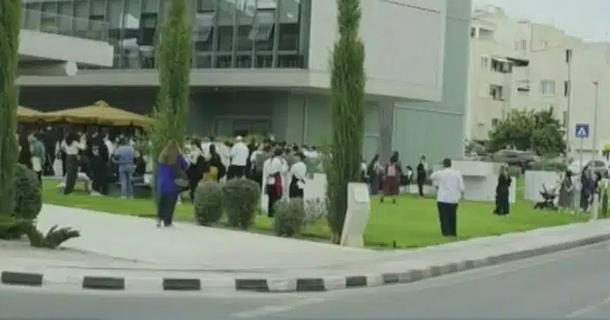 Κάνει τον έναν σεισμό πίσω από τον άλλον: Περίπου 50 μετασεισμοί σε 24 ώρες – Πρωτοφανής αριθμός και συχνότητα – Μεγάλη ανησυχία