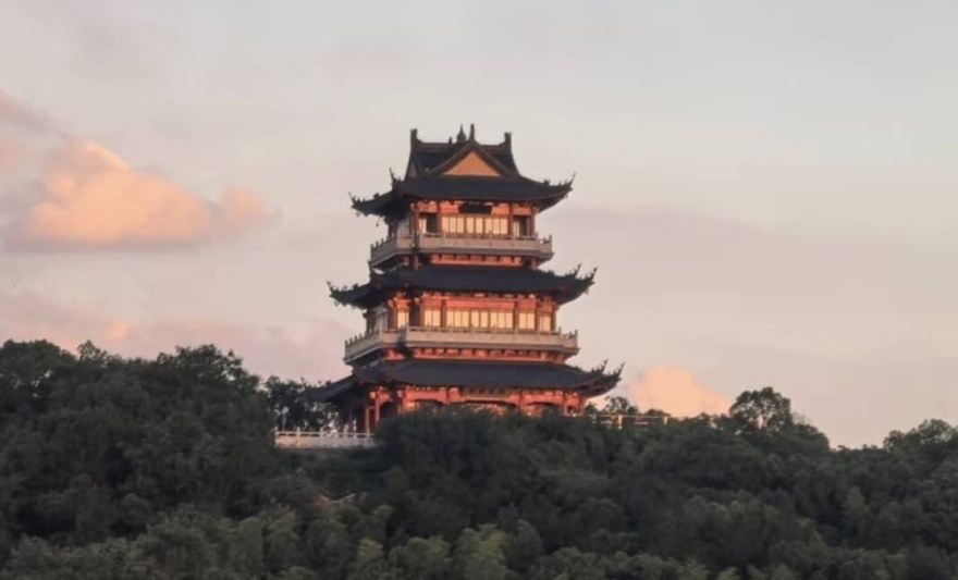 Κίνα: Μεγάλη φωτιά σε ιστορικό ναό 1.500 ετών – Το μοιραίο λάθος ενός τουρίστα