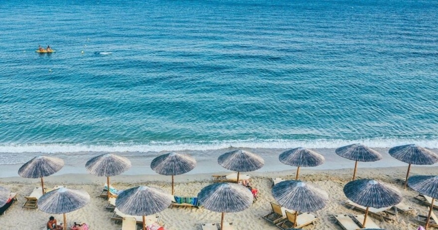 Διπλή τραγωδία σε παραλία της χώρας μας