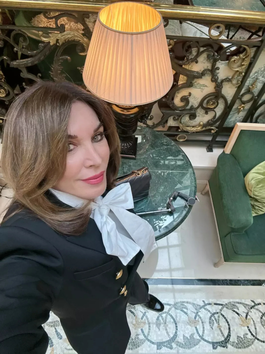 Η Τατιάνα Στεφανίδου αποκαλύπτει: Έτσι αποκτώ ομοιόμορφο μαύρισμα χωρίς ρυτίδες και σημάδια