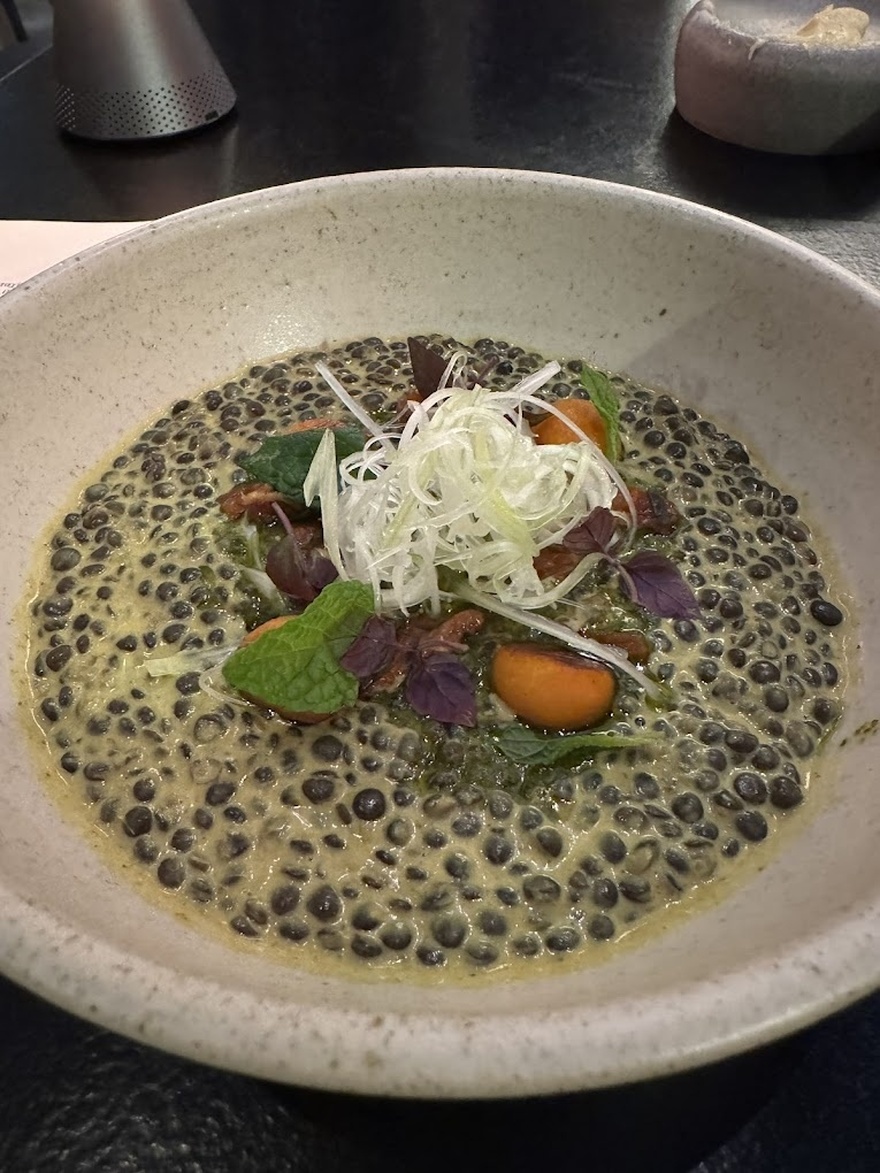 Nolan: Η Fusion Γαστρονομία που Εντυπωσιάζει στο Κέντρο της Αθήνας