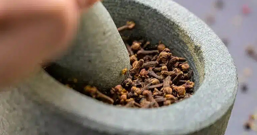 Η φυσική δύναμη του γαρύφαλλου: Σπιτικές θεραπείες για καλύτερη υγεία