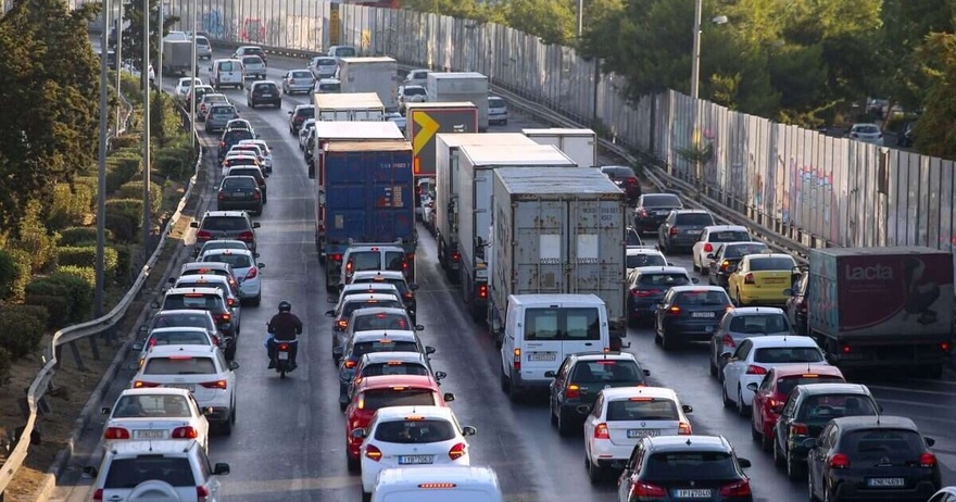 ΤΩΡΑ: ΣΦΟΔΡΟ ΤΡΟΧΑΙΟ ΣΤΗΝ ΑΤΤΙΚΗ ΟΔΟ