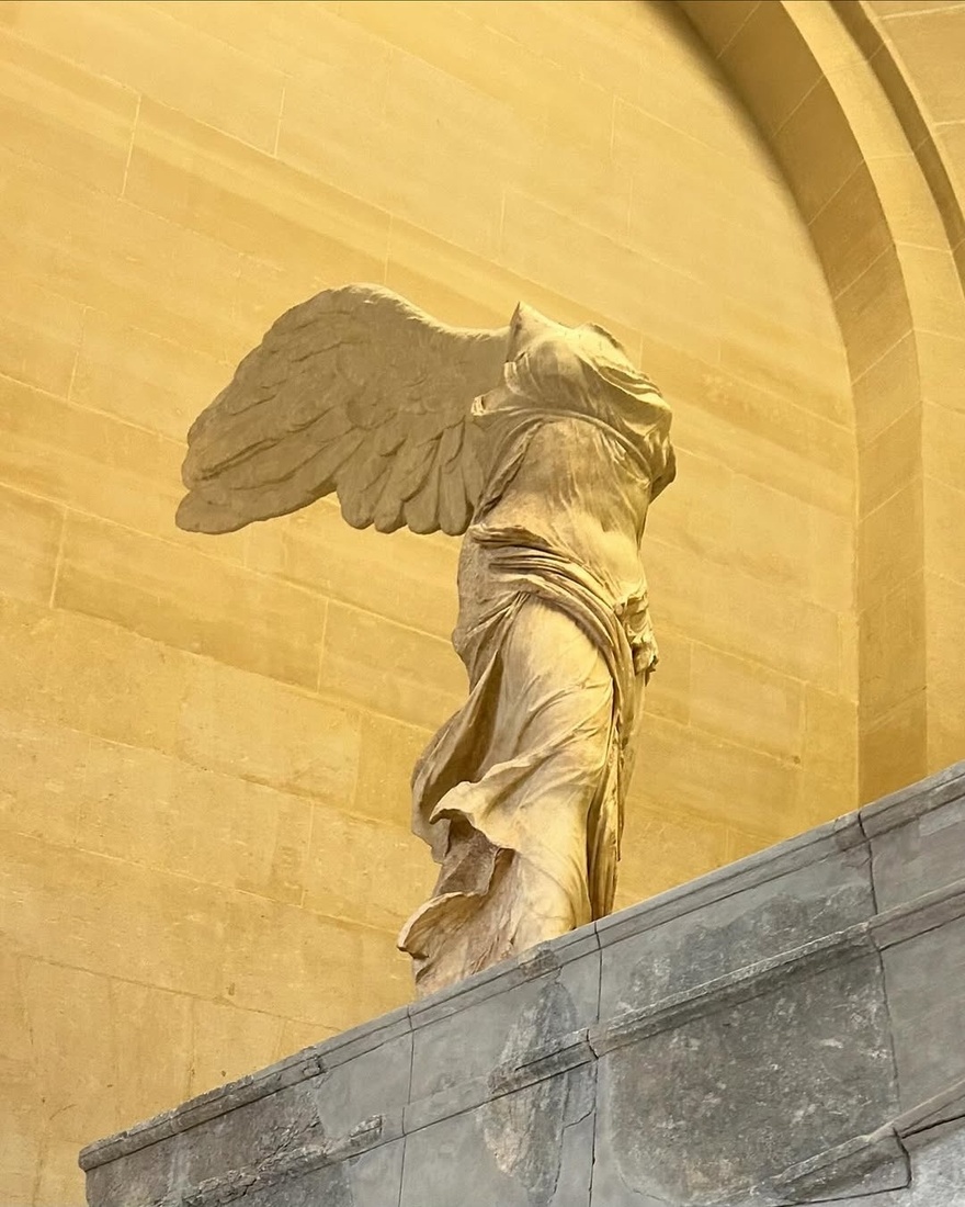 Μιμή Ντενίση: Στο Παρίσι με την 24χρονη κόρη της, Μαριτίνα