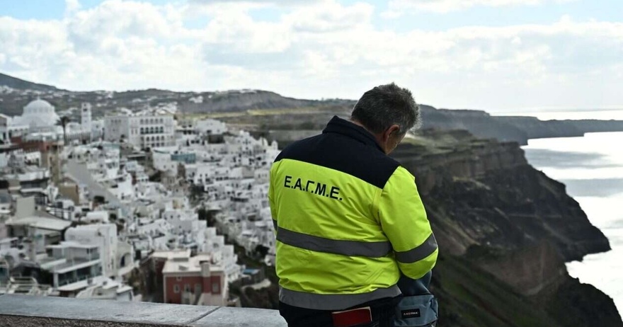 SOS Παπαζάχου για Σαντορίνη: «Δεν έχει απομακρυνθεί η πιθανότητα για ισχυρότερη δόνηση»
