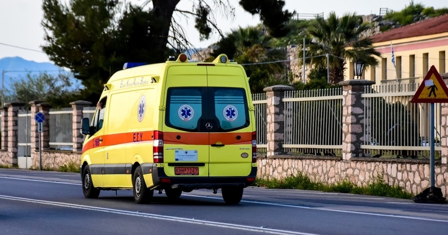Σοκ στη Θεσσαλονίκη: 3χρονο παιδί στο νοσοκομείο μετά από σύγκρουση Ι.Χ