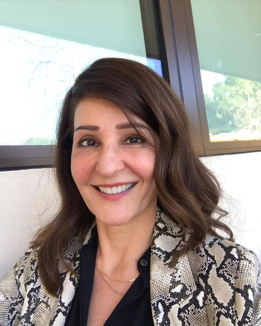 Γιορτή της Μητέρας: 15 διάσημες Ελληνίδες μητέρες που απέδειξαν ότι η υιοθεσία δεν είναι μόνο λύση αλλά και επιλογή