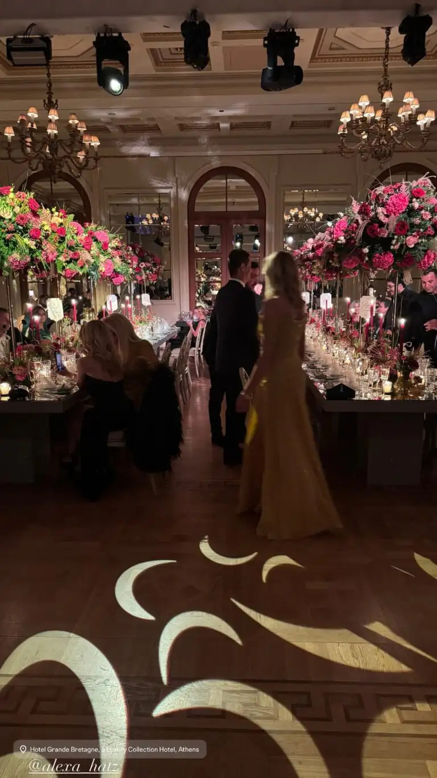 Όλοι κοιτούσαν την Σταματίνα αντί για την νύφη: Παντρεύτηκε η δημοσιογράφος Αλεξάνδρα Χατζηγεωργίου