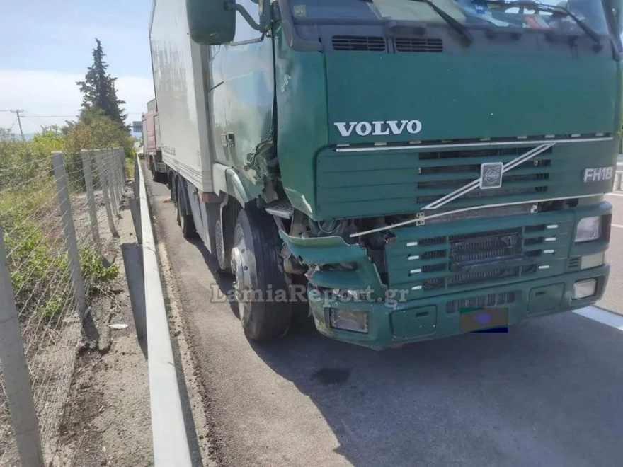Λαμία: Σοβαρό τροχαίο στην Εθνική οδό – Φορτηγό διέλυσε ταξί