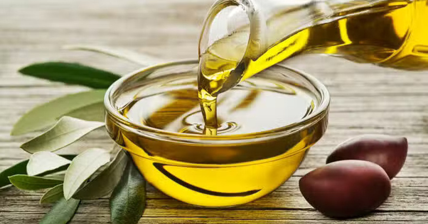 Αuτό είναι το πασίγνωστο ελληνικό ελαιόλαδο που περιέχει απαγορευμένο φυτοφάρμακο