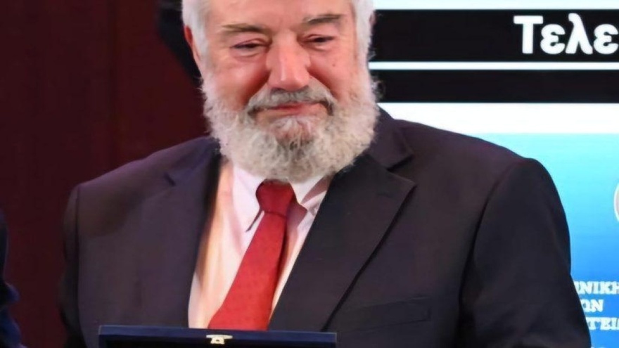 Θλίψη στην οικογένεια Μητσοτάκη: «Έφυγε» από τη ζωή ο προσωπικός γιατρός του Κωνσταντίνου