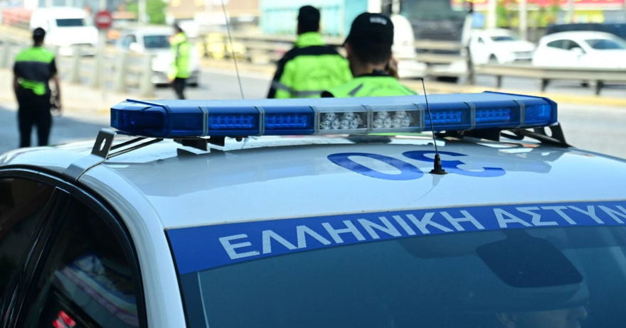 ΕΚΤΑΚΤΟ ΤΩΡΑ: ΣΦΟΔΡΟ ΤΡΟΧΑΙΟ ΣΤΟΝ ΚΗΦΙΣΟ ΜΕ ΦΟΡΤΗΓΟ ΚΑΙ ΙΧ