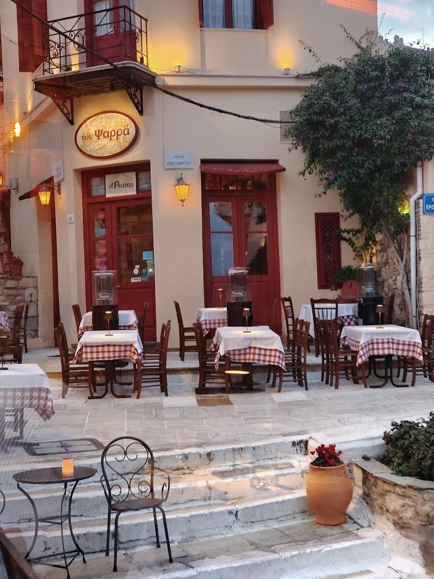 4 Ταβέρνες στην Πλάκα με παραδοσιακή Ελληνική κουζίνα