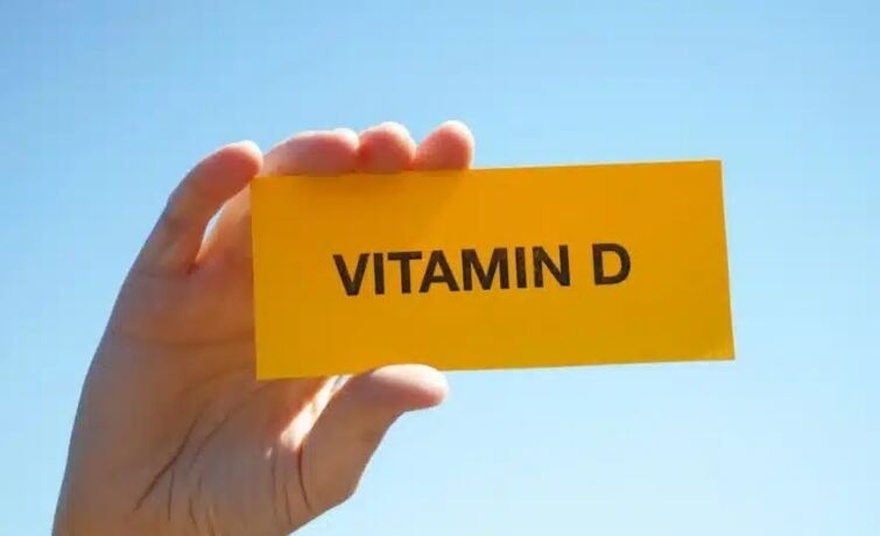 Η βιταμίνη που χρειάζεστε αν σας πονάνε τα πόδια σας και τα κόκαλα σας