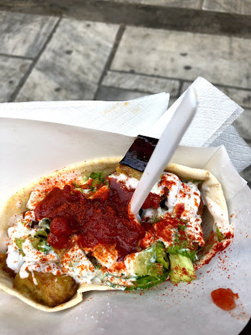 4 μέρη για street food στην Αθήνα που πρέπει να δοκιμάσετε