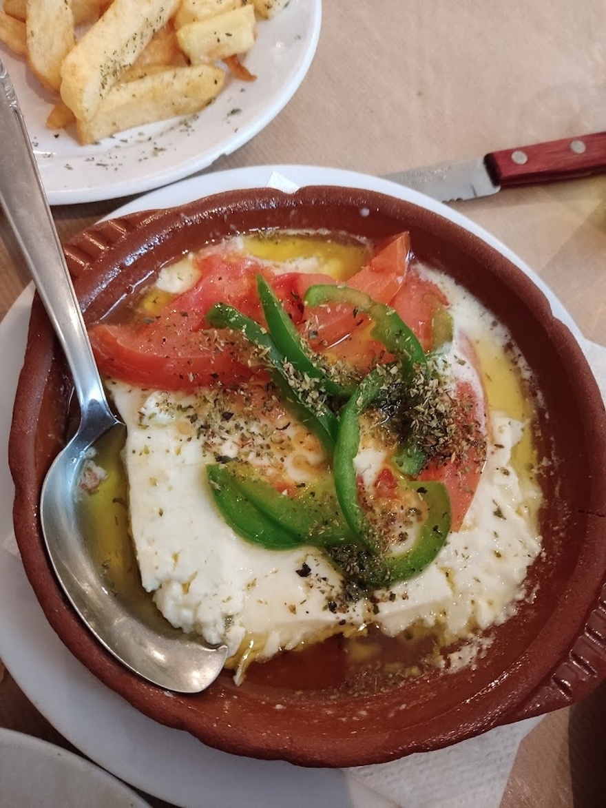 Το Υπόγειο του Μαραθωνίτη: Ένα αυθεντικό στέκι με ιστορία