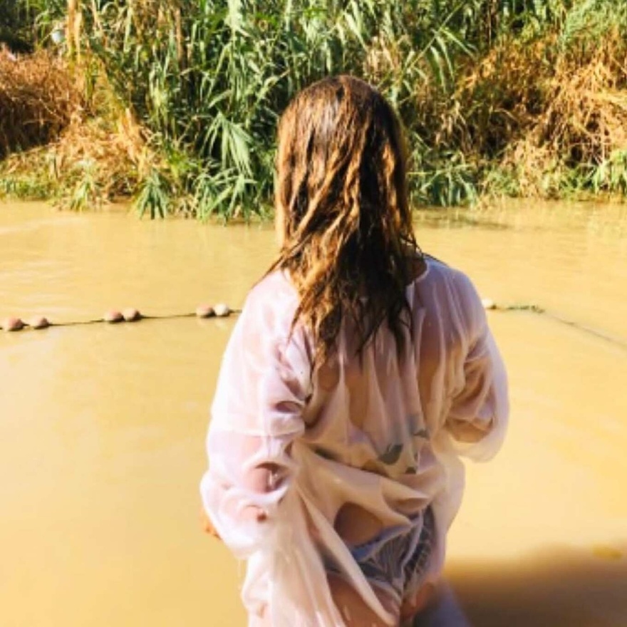 Ελληνίδα Ολυμπιονίκης βαπτίστηκε στον Ιορδάνη ποταμό: Το όνομα που πήρε και συγκλονιστική στιγμή στον Πανάγιο Τάφο