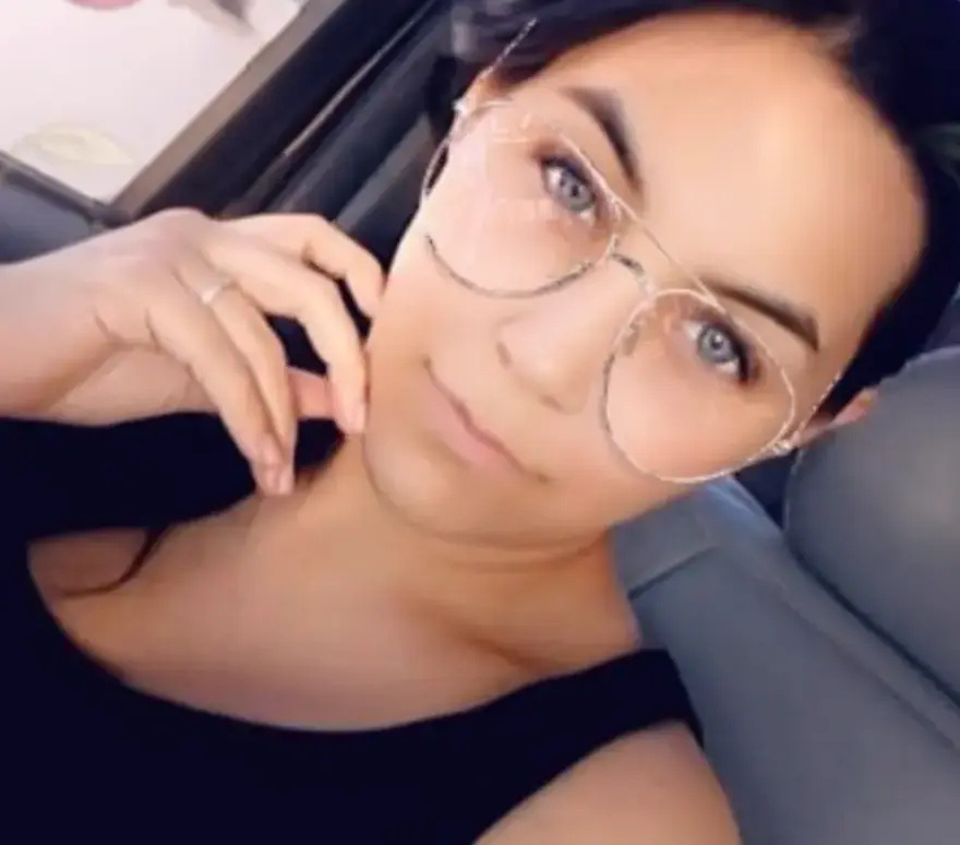 Φρίκη: 27χρονη σκότωσε τους δύο γιους της για «να ενωθούν όλοι στον Παράδεισο» με τον 72χρονο άντρα της