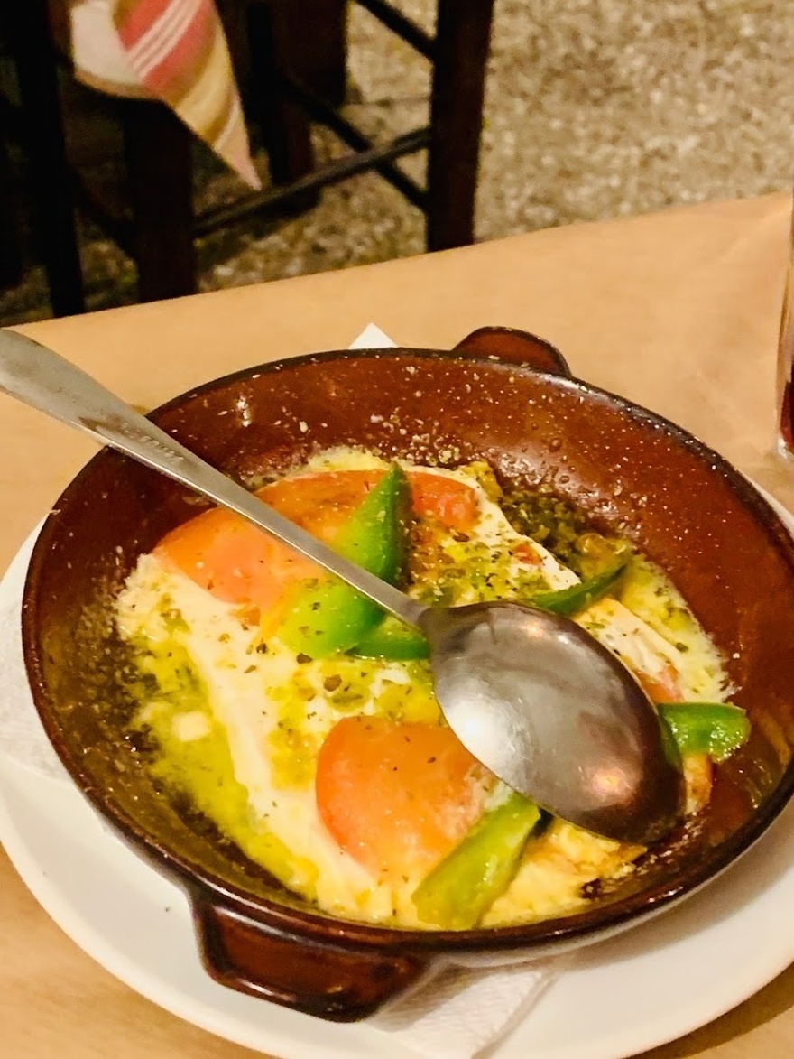 Το Υπόγειο του Μαραθωνίτη: Ένα αυθεντικό στέκι με ιστορία