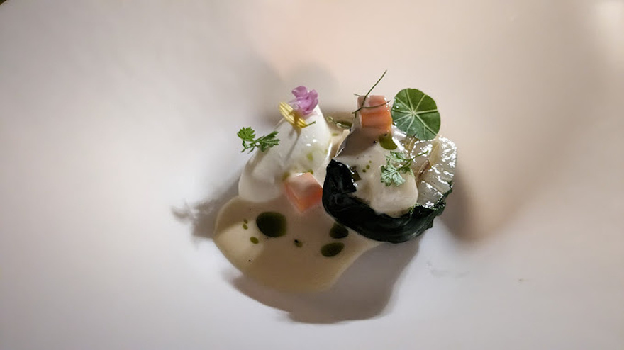 Botrini’s: Μια σύγχρονη ερμηνεία της ελληνικής μαγειρικής παράδοσης μέσα από μια ανθολογία βραβευμένων δημιουργιών.