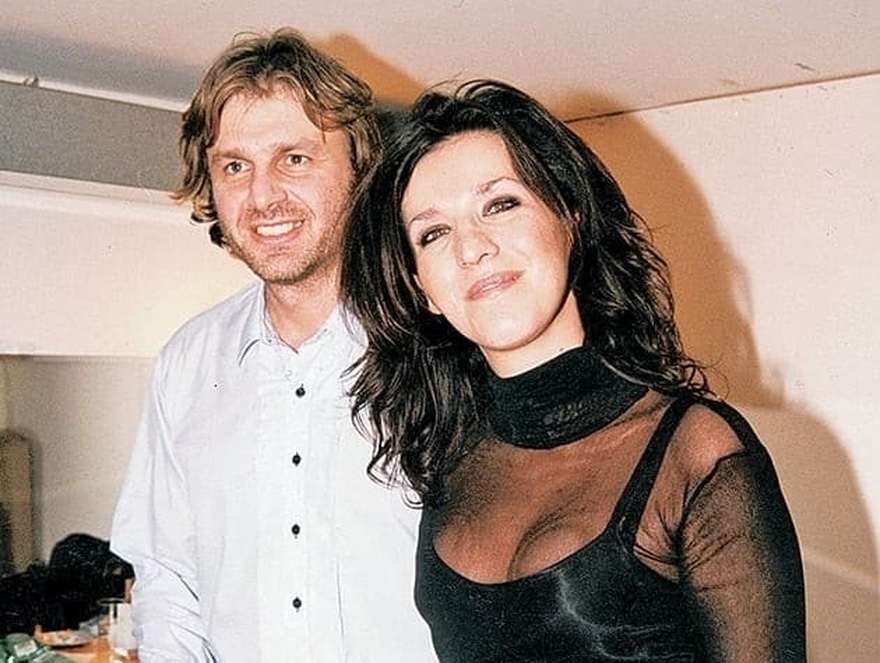 Μαρία Μαγγίνα: Αυτή είναι η μητέρα της κόρης του Απόστολου Γκλέτσου – Με τι ασχολείται